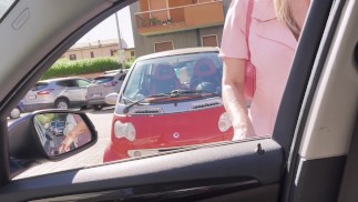 Zatrzymam się przy prostytutce na ulicy i pieprzę ją w samochodzie. -Eskorty
