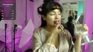 Burdel Vintage Babe Plays With You (POV, Tease, ASMR) by Lau Velez